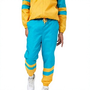 Ensemble coupe-vent à capuche pour homme 2026, color-block, respirant, en polyester tricoté, tenue de sport décontractée, disponible à la vente en ligne - Product Image 3