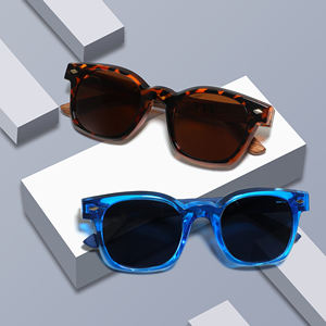 2025 moda nueva llegada de moda logotipo personalizado gafas de sol ecológicas gafas de sol de madera gafas de sol polarizadas cuadradas para hombres - Product Image 2