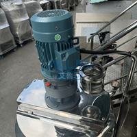 Machine de fabrication de détergent, shampoing, gel, lotion, conditionneur, savon liquide et autres produits ménagers, avec petit mélangeur pour liquides et équipement de mélange.