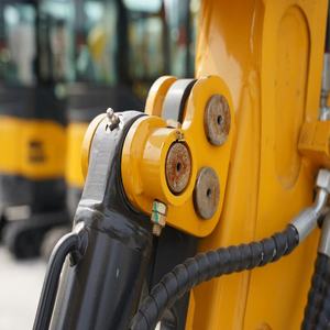 Venta caliente 1,5 Ton UCM SE17SR Mini Excavadora Precio barato Usado 1,2 Ton Excavadora hidráulica sobre orugas En stock - Product Image 6