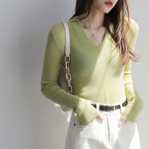 2025 nuevo suéter de mujer con cuello en V suéter de fondo superior interior de mujer - Product Image 3