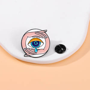 Werbe geschenk Beliebte kreative Kunst Devil Eye Badge Kreative tropfende blaue Augen Brosche Emaille Anstecknadel - Product Image 6