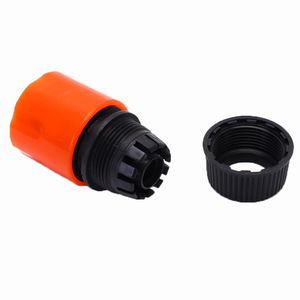 Conector de tubería de agua de plástico de conexión rápida Han Dabang con rosca de 1/4 para manguera de jardín - Product Image 1