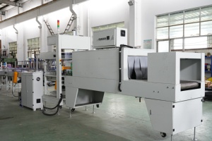 Industrie Komplette Mineral wasser produktions linie Automatische Reinwasser abfüll maschine 3 in 1 - Product Image 3