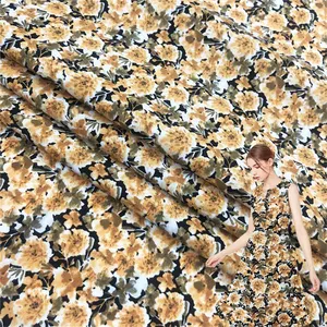 공장 판매 봄 여름 갈색 꽃 패턴 100% 코튼 인쇄 큰 꽃 패턴 포플린 인쇄 수제 DIY 패브릭