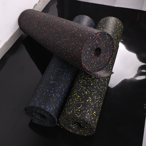 Rouleaux <span class=keywords><strong>de</strong></span> <span class=keywords><strong>tapis</strong></span> en caoutchouc antidérapant EPDM personnalisés en usine <span class=keywords><strong>de</strong></span> 8 mm et 13 mm pour les sols <span class=keywords><strong>de</strong></span> salle <span class=keywords><strong>de</strong></span> sport - Product Image 1