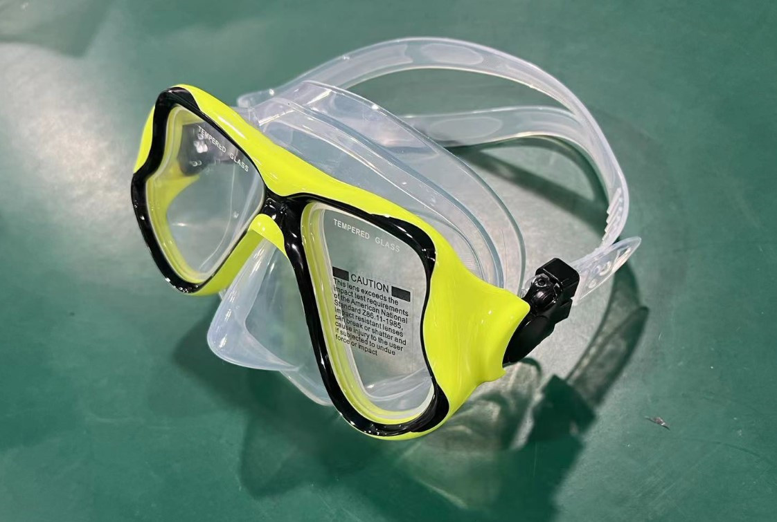 Noir Jaune Transparent