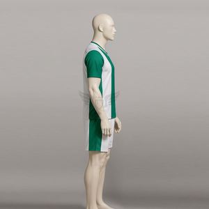 Ensemble Maillot et Short de Football Personnalisé Respirant pour Hommes – Vert et Blanc Rayé – Séchage Rapide – Vente en Gros - Product Image 3