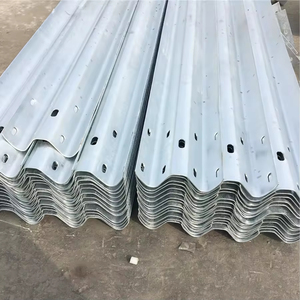 Barrière de sécurité routière en acier galvanisé de type W, norme AASHTO, système de protection contre les accidents de circulation sur autoroute - Product Image 2