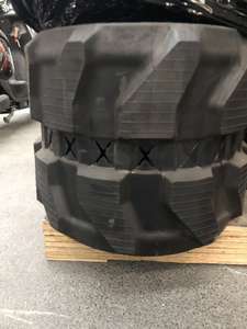 Chenille en caoutchouc JM 400*72.5N*74 adaptée aux excavatrices à chenilles de taille moyenne, excellente performance d'amortissement, réduit les chocs de déplacement - Product Image 2