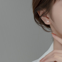 S925 Sterling Silber Mode Vierblättrige Blumen-Diamant-Ohrstecker für Damen