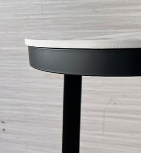 Patas negras Mesa <span class=keywords><strong>de</strong></span> centro <span class=keywords><strong>de</strong></span> mármol Mesa <span class=keywords><strong>de</strong></span> té Mesita <span class=keywords><strong>de</strong></span> <span class=keywords><strong>noche</strong></span> para suites nórdicas Apartamento Boutique Hoteles Habitación <span class=keywords><strong>de</strong></span> invitados - Product Image 4