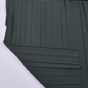 Giá bán buôn 100D 100% Polyester vải dệt kim phổ biến drifit PK Interlock dệt kim cuộn đóng gói mục tiêu màu đen Thể Thao Vải - Product Image 2