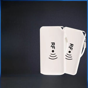 Chip de radiofrecuencia RFID para identificar dispositivos portátiles Bluetooth, etiquetas electrónicas de ultra alta frecuencia, detección a larga distancia - Product Image 1