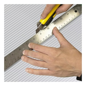 Feuille de <span class=keywords><strong>polycarbonate</strong></span> moderne, facile à installer, facile à couper, résistant aux ultraviolets, matériau de toiture <span class=keywords><strong>alvéolaire</strong></span> creux, épaisseur 4mm 6mm 8mm - Product Image 2