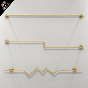 Colgador de <span class=keywords><strong>pared</strong></span> de acero inoxidable para <span class=keywords><strong>ropa</strong></span>, colgador de <span class=keywords><strong>ropa</strong></span> montado en la <span class=keywords><strong>pared</strong></span>, color dorado, moderno, para <span class=keywords><strong>tienda</strong></span> de <span class=keywords><strong>ropa</strong></span> - Product Image 3