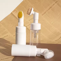 Botol pompa busa 50ml-200ml dengan sikat nilon plastik PP penyemprot jenis segel kemasan untuk membersihkan sepatu dan jaket bawah.