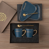 Vente en gros Tasse à café créative en céramique de bureau de luxe à poignée dorée Offre Spéciale cadeau avec assiette à dessert et boîte cadeau