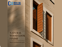 Fenêtre pliante à persiennes en bois pour façade de villa, finition aspect bois chaud pour une lumière naturelle et un flux d'air optimal, projets résidentiels