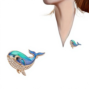 Broche de Golfinho em Liga Metálica com Efeito Gota de Óleo, Estilo Desenho Animado, Criativo, em Formato de Baleia, Elegante e Versátil, Acessório de Alfinete Animal para Mulheres - Product Image 1