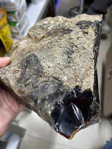 I gioielli sono realizzati con pietre preziose grezze in ambra naturale Semi-preziosa gemma grezza - Product Image 3