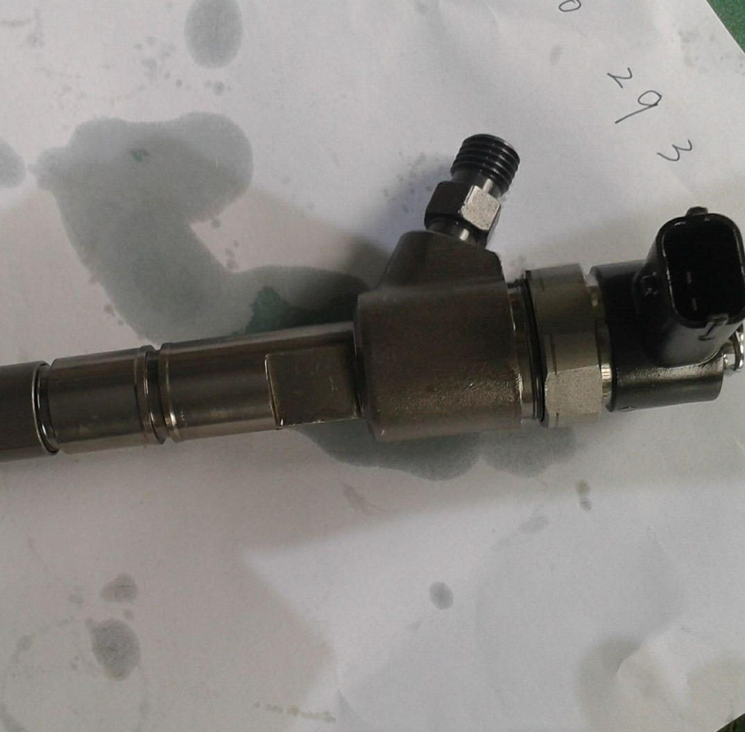Diesel engine common rail injector 0445120293 for YUCHAI MACHINERY