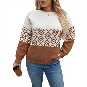 Sweat-shirt à capuche en molleton 300 GSM pour femme, coupe oversize, col tombant, épaules tombantes, avec logo frontal, personnalisable, vente en gros - Product Image 3