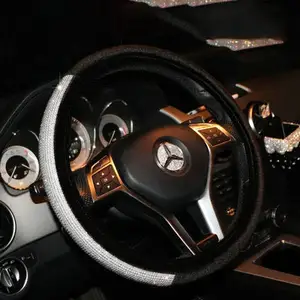 Venta al por mayor de accesorios para autos de mujer para encubrir el  desgaste y las roturas en un automóvil - Alibaba.com