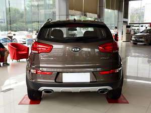 <span class=keywords><strong>Kia</strong></span> <span class=keywords><strong>Sportage</strong></span> <span class=keywords><strong>2016</strong></span> 2.0L Automatique à Deux Roues Motrices GL Voiture d'Occasion Prix Bas Prix Négociable Voiture Inspectée - Product Image 3