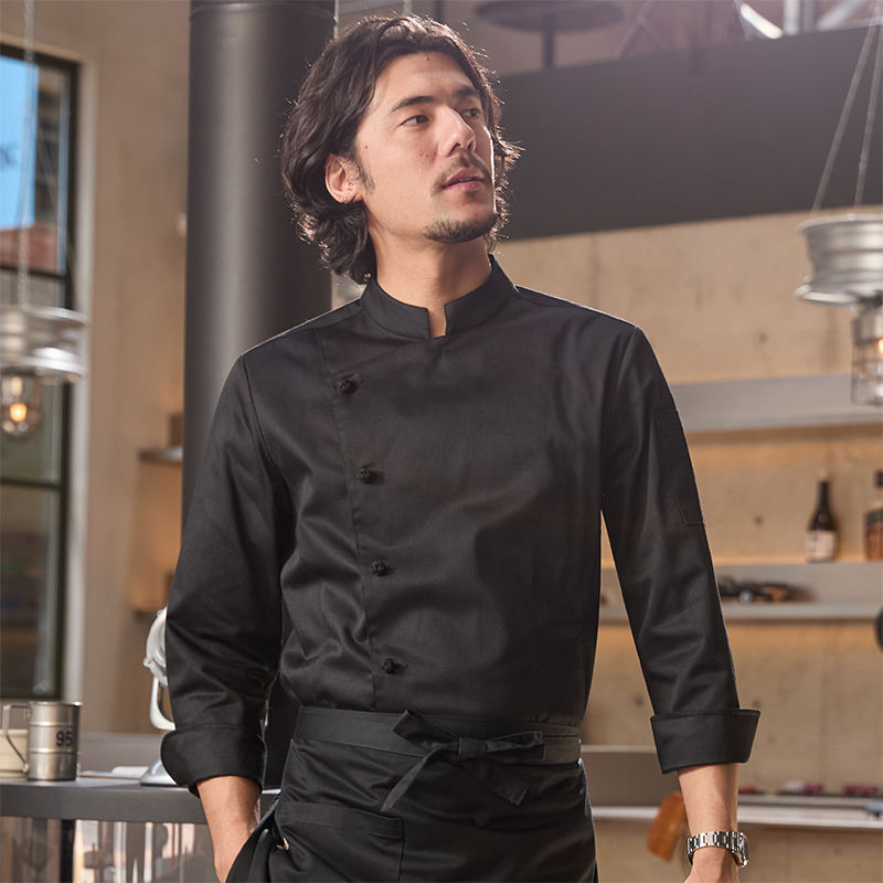 แขนยาวสีดำด้านบน