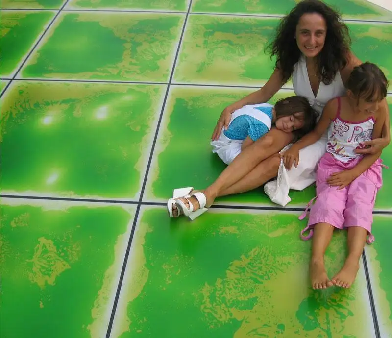 Alfombra de goma para niños, azulejos líquidos, suelo sensorial para guardería