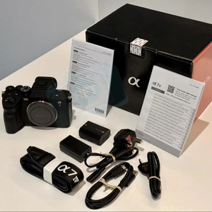 Appareil photo numérique reflex numérique HFT Professional Alpha <span class=keywords><strong>A7</strong></span> <span class=keywords><strong>IV</strong></span> plein format, vidéo 4K UHD, capteur CMOS, carte SD, écran HD 3,0 pouces, garantie 1 an - Product Image 1