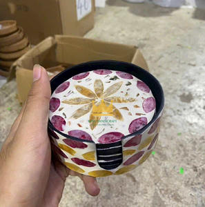 แผ่นรองแก้วหวายทรงกลมทำมือ ดีไซน์ทันสมัย เป็นมิตรกับสิ่งแวดล้อม สะดุดตา เหมาะสำหรับใช้บนโต๊ะอาหาร จากเวียดนาม - Product Image 1