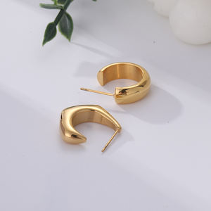 Pendientes de diseño chapados en oro de 18 quilates para mujer de alta calidad - Product Image 3