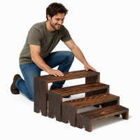 Grote houten wandbevestigde multifunctionele stapelbare displaystandaard met één niveau voor verkopersbeurzen, cupcake standaard