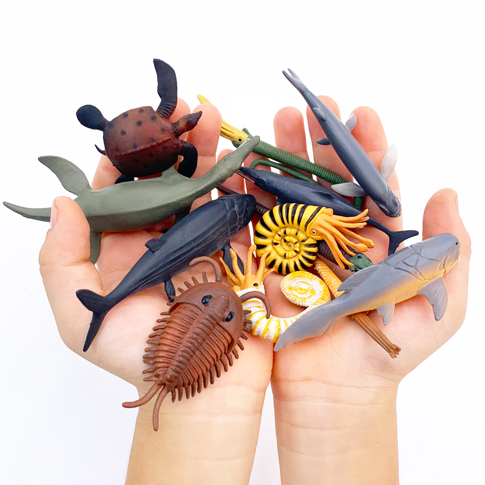 Cautivadora hora de juego con figuras realistas de juguetes de