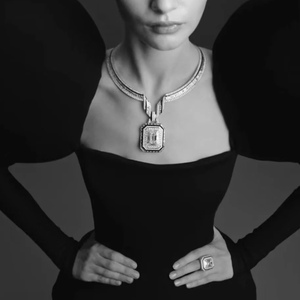 Collier ANSTER OEM avec <span class=keywords><strong>diamant</strong></span> de laboratoire taille émeraude VVS2 10 carats, pendentif en or blanc 18 carats, bijoux de Dubaï amovibles avec certificat IGI, joaillerie fine - Product Image 4