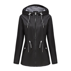 <span class=keywords><strong>Imperméable</strong></span> à capuche pour <span class=keywords><strong>femme</strong></span>, poncho vintage d'<span class=keywords><strong>été</strong></span> en polyester, longueur régulière, <span class=keywords><strong>imperméable</strong></span>, à manches longues, nouveau modèle européen américain 2026 - Product Image 1
