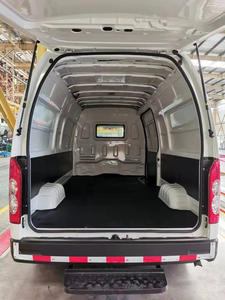 Fourgonnette de fret spacieuse Joylong W5, volume de chargement 9,8 m³, capacité de charge 2T, <span class=keywords><strong>2</strong></span> places, essence/diesel Euro 4, 120/5000 kW, mini-fourgonnette de 5,3 m avec élévateur de chargement - Product Image 2