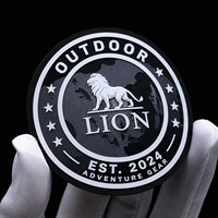 Étiquettes personnalisées en tissu satiné noir avec logo en silicone et caoutchouc, étiquettes tissées pour vêtements, étiquette principale pour vêtements