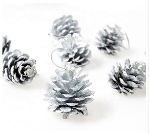 Vente en gros DIY Pomme de pin en <span class=keywords><strong>bois</strong></span> naturel de Noël or argent Arbre de Noël décoration de la maison Pomme de pin suspendue - Product Image 4