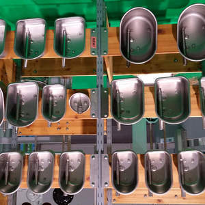 <span class=keywords><strong>Abreuvoir</strong></span> pour animaux de haute qualité en acier inoxydable bol d'<span class=keywords><strong>abreuvoir</strong></span> automatique pour porcelets - Product Image 1