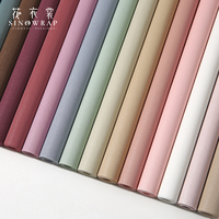 Papel de Regalo SINOWRAP, Papel Crepé Arrugado para Envolver Flores, Rollo de Embalaje de Color Sólido Texturizado para Floristería y Suministros de Regalos