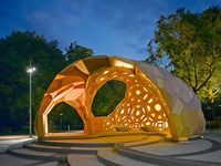 Auvent Artistique Moderne - Abri Sculptural Personnalisé en Acier Inoxydable pour Entrées de Plazas et Façades de Bâtiments