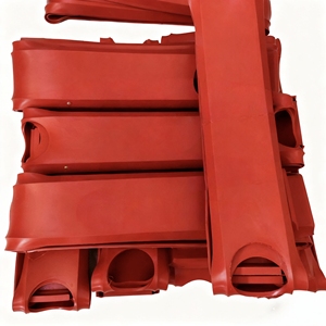 ZenithSeal OEM ODM Silicone industriel résistant à l'huile de haute qualité FKM NR SBR PU etc. Composants en caoutchouc Caoutchouc moulé sur mesure - Product Image 1