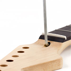 Mástil de guitarra ST de arce tostado de 22 trastes y radio de 9.5 pulgadas para zurdos con diapasón de palisandro en acabado satinado - Product Image 3