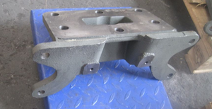 SINOTRUK HOWO 에어 챔버 지지대 (중심축) 트럭 예비 부품 <span class=keywords><strong>WG9231340944</strong></span> - Product Image 5