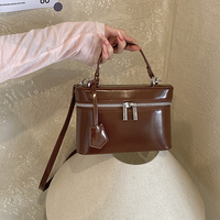 Sac fourre-tout de luxe pour femmes, nouvelle collection, en cuir PU noir, durable, léger, imperméable, avec fermeture éclair, grande capacité