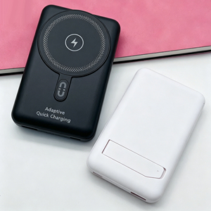 Power Bank Magnetico all'Ingrosso 5000mAh Ricarica Rapida per <span class=keywords><strong>iPhone</strong></span> Caricatore Wireless Sottile e Leggero Facile da Trasportare - Product Image 5