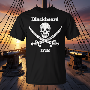 T-shirt Pirate Blackbeard 1718, design crâne et épées - Product Image 3